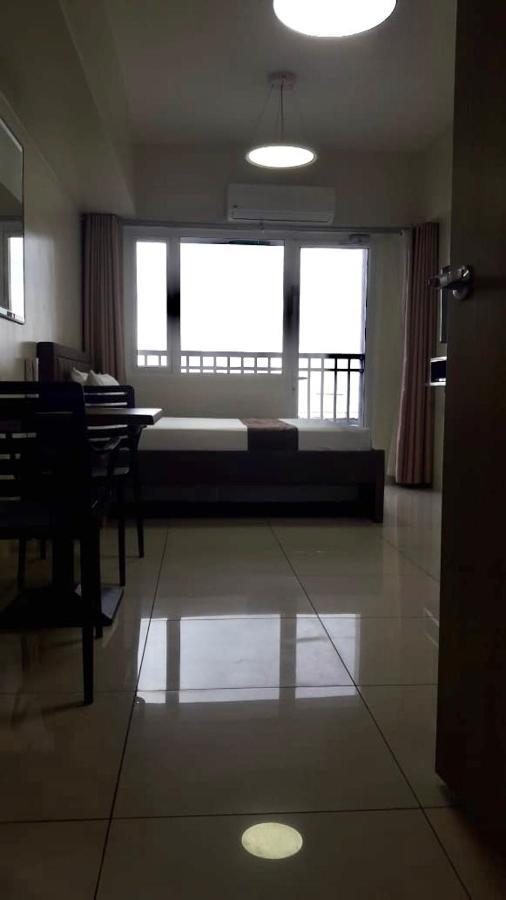 Studio Unit At The Breeze Residences Manila Luaran gambar