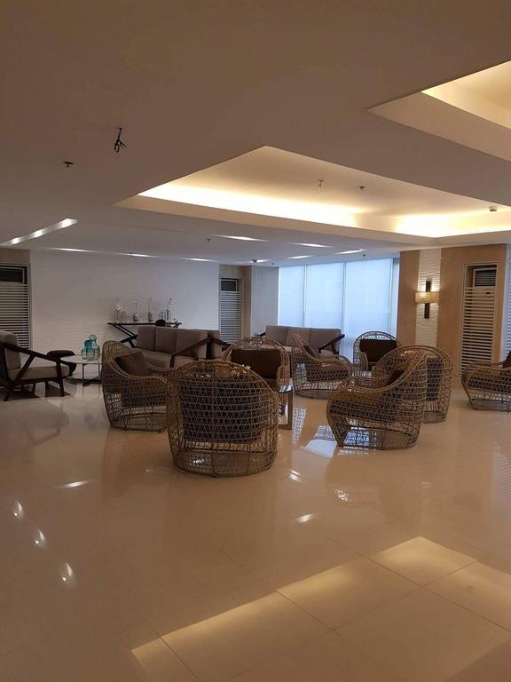 Studio Unit At The Breeze Residences Manila Luaran gambar