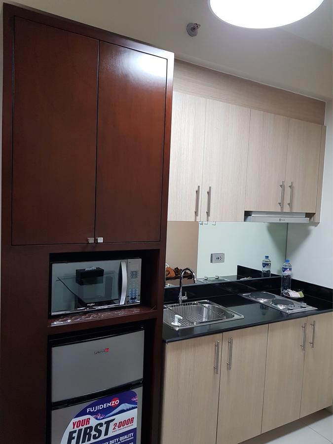 Studio Unit At The Breeze Residences Manila Luaran gambar